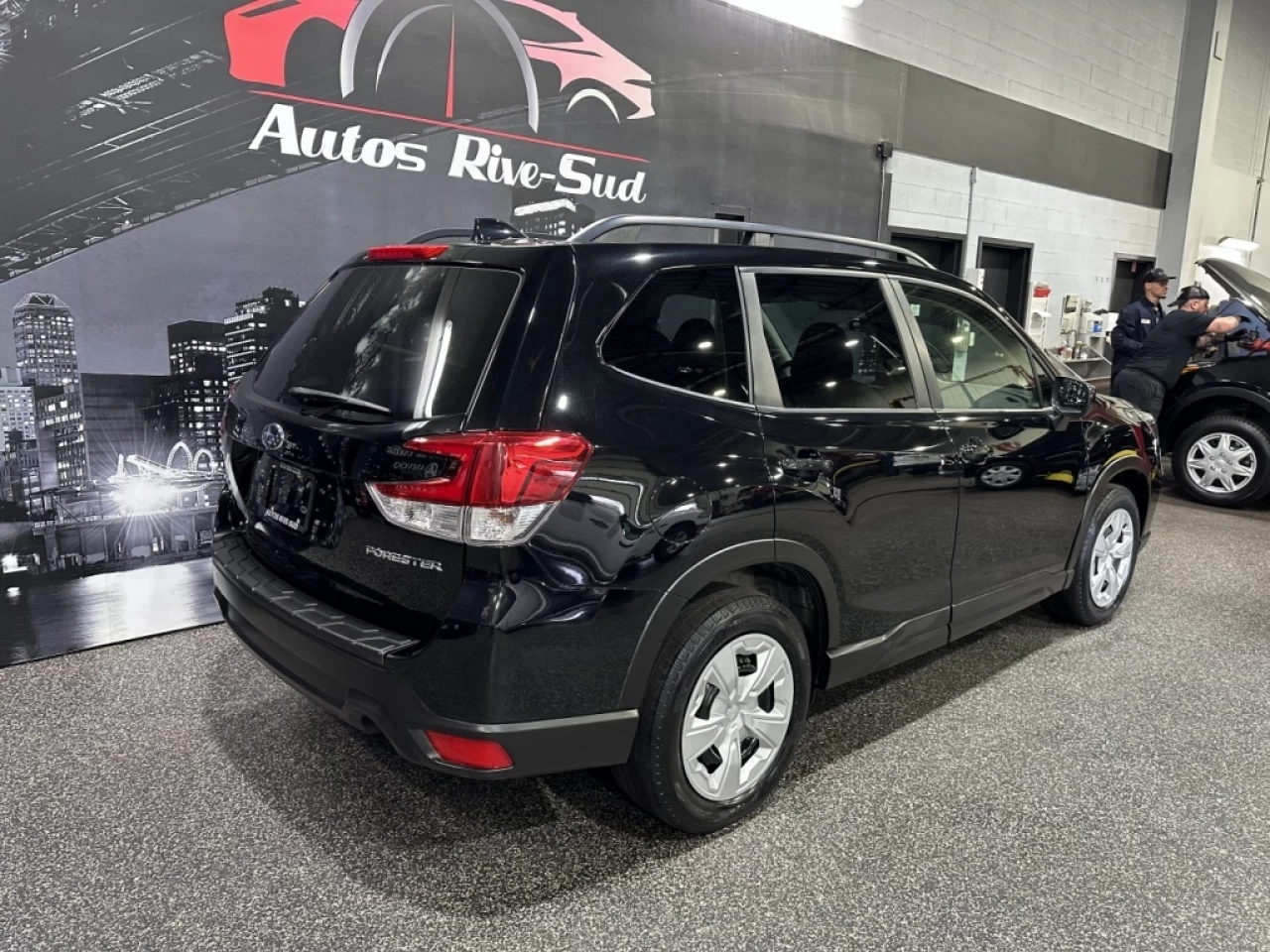 2020 Subaru Forester COMMODITÉ AWD TRÈS PROPRE SEULEMENT 134 600KM Image principale