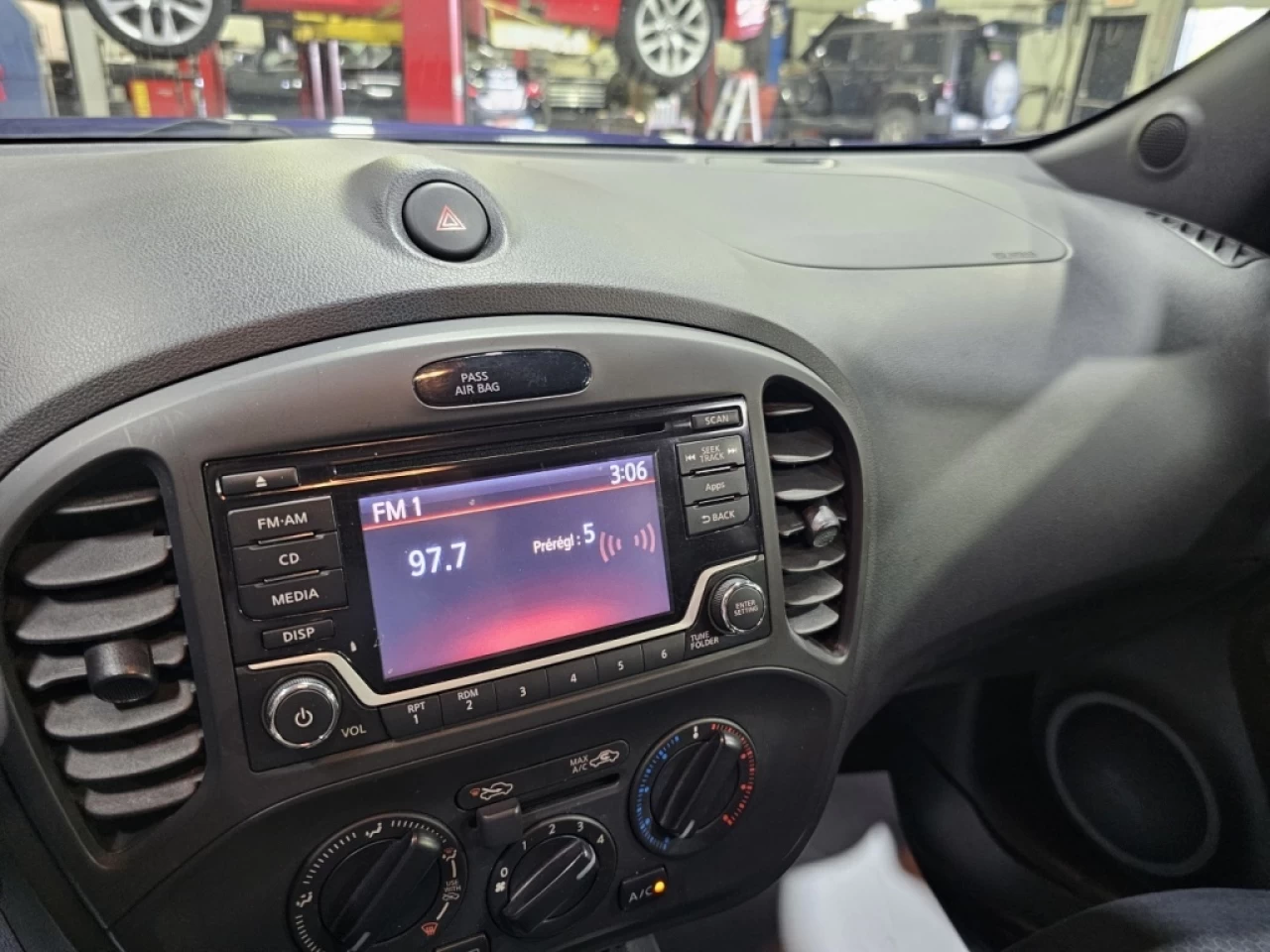 2016 Nissan Juke SV CAMERA A/C PROPRE AVEC 106 700KM Image principale