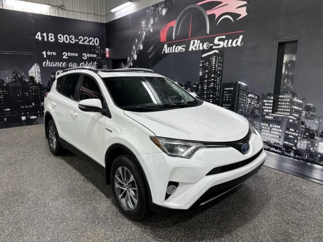 Toyota RAV4 XLE AWD TOIT TRÈS PROPRE AVEC 167 100KM 2017