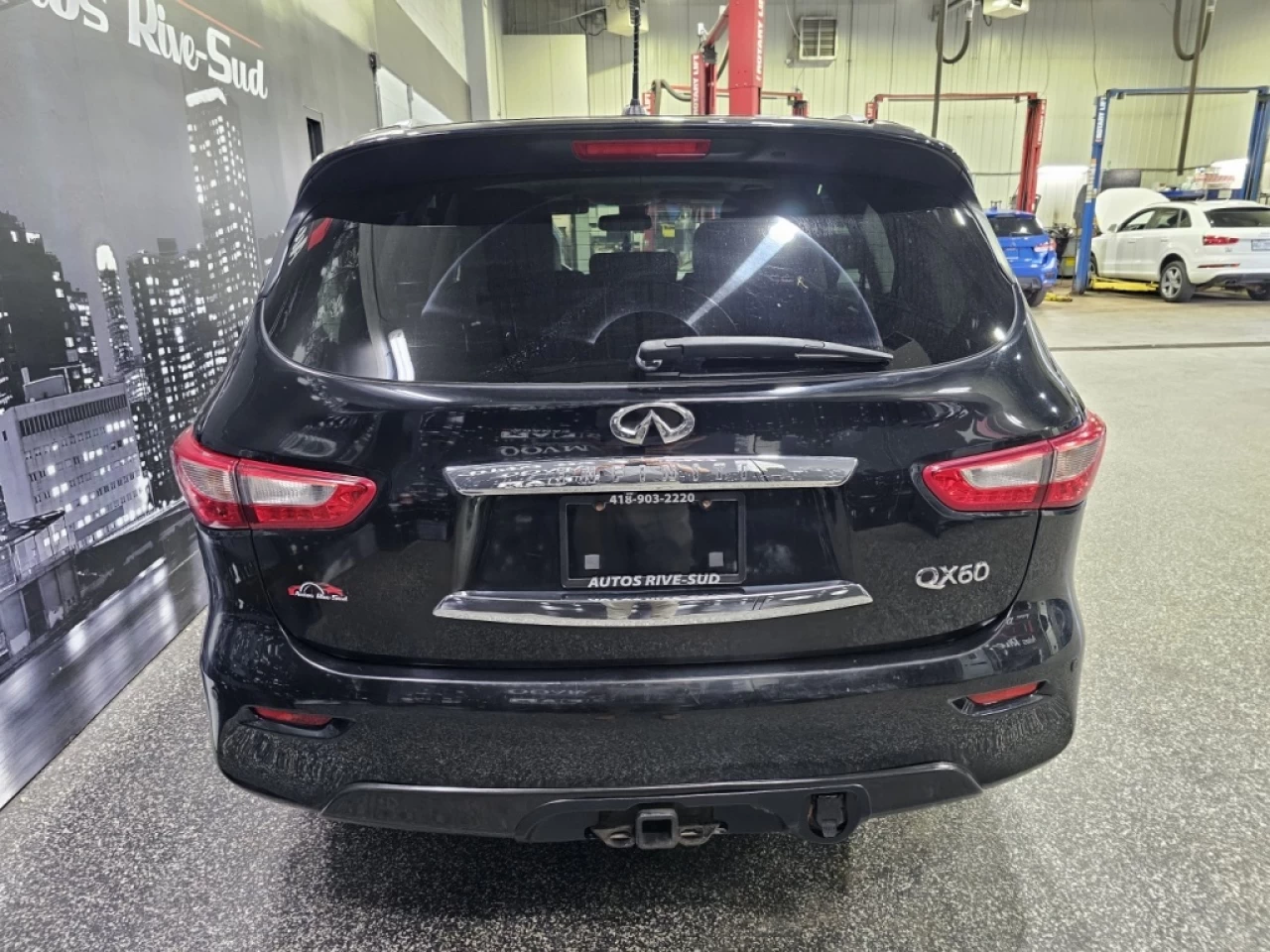 2015 Infiniti QX60 AWD 4dr Main Image