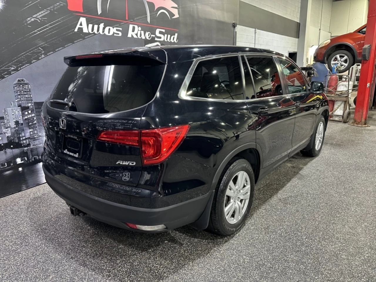 2016 Honda Pilot LX AWD TRÈS PROPRE 8 PASSAGERS Main Image