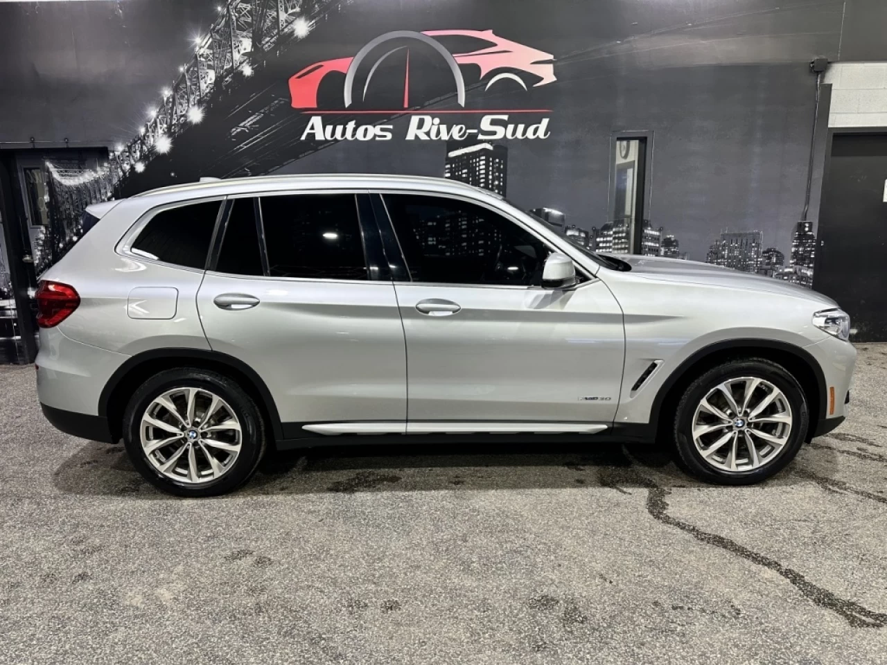 2018 BMW X3 xDrive30i FULL LOAD TOIT CUIR GPS SEULEMENT 85 200 Image principale