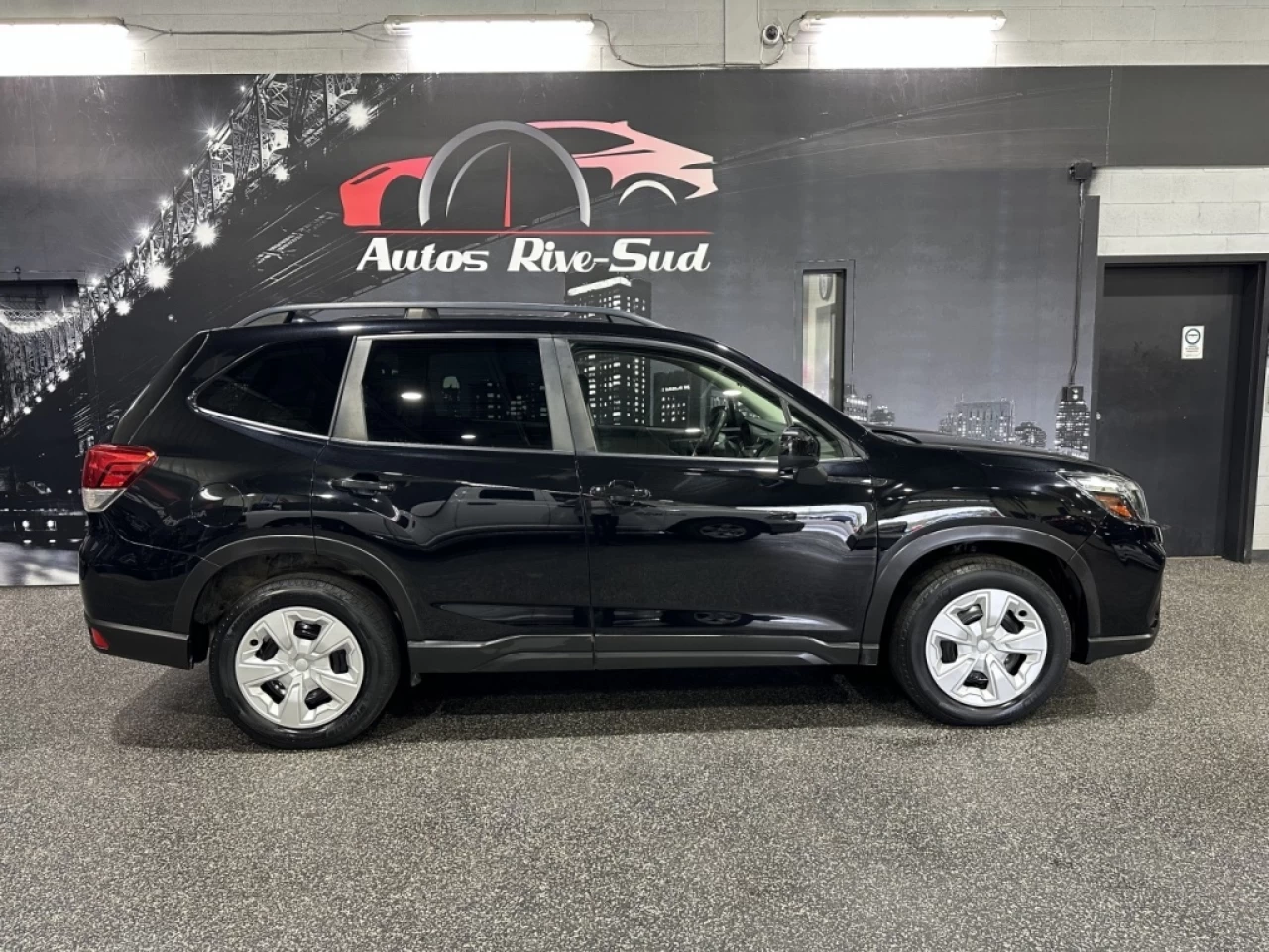 2020 Subaru Forester COMMODITÉ AWD TRÈS PROPRE SEULEMENT 134 600KM Image principale