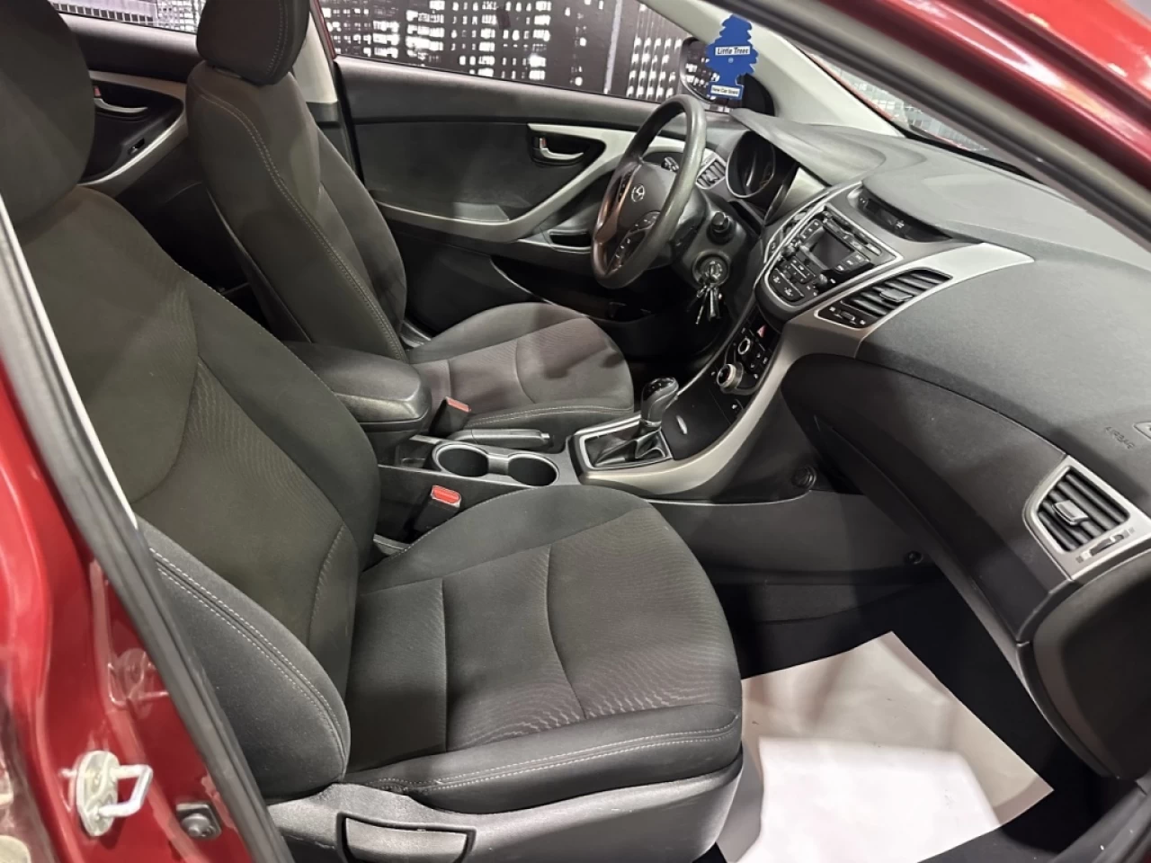 2016 Hyundai Elantra 4dr Sdn Auto GL Image principale