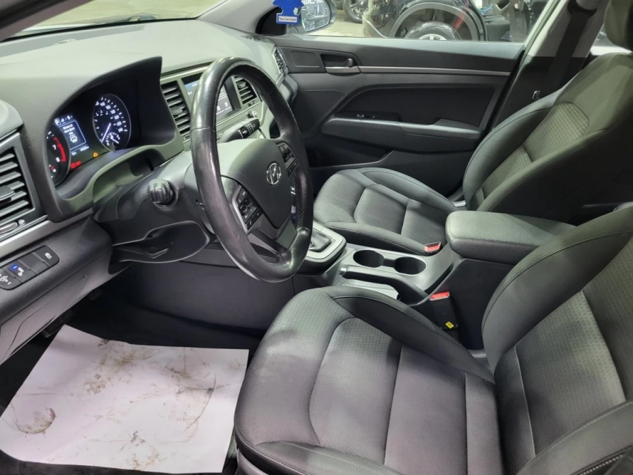 2017 Hyundai Elantra GL AUTOMATIQUE SUPER PROPRE SEULEMENT 74 900KM Main Image