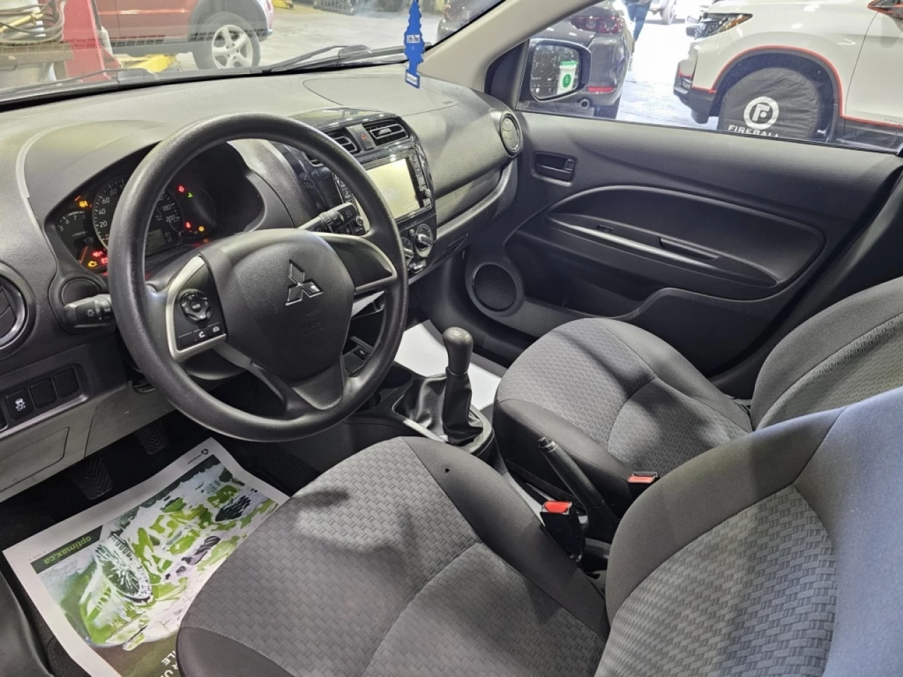 2019 Mitsubishi Mirage ES MANUELLE CAMERA AVEC SEULEMENT 86 500KM Main Image