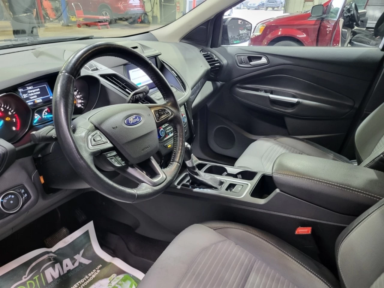 2017 Ford Escape 4WD 4dr SE Main Image