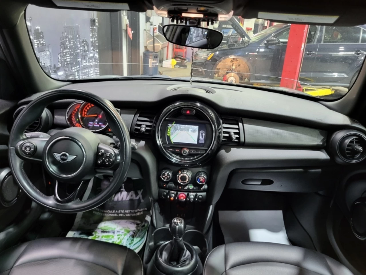 2018 MINI 5 portes COOPER FULL LOAD CUIR TOIT PANO AVEC 158 500KM Main Image