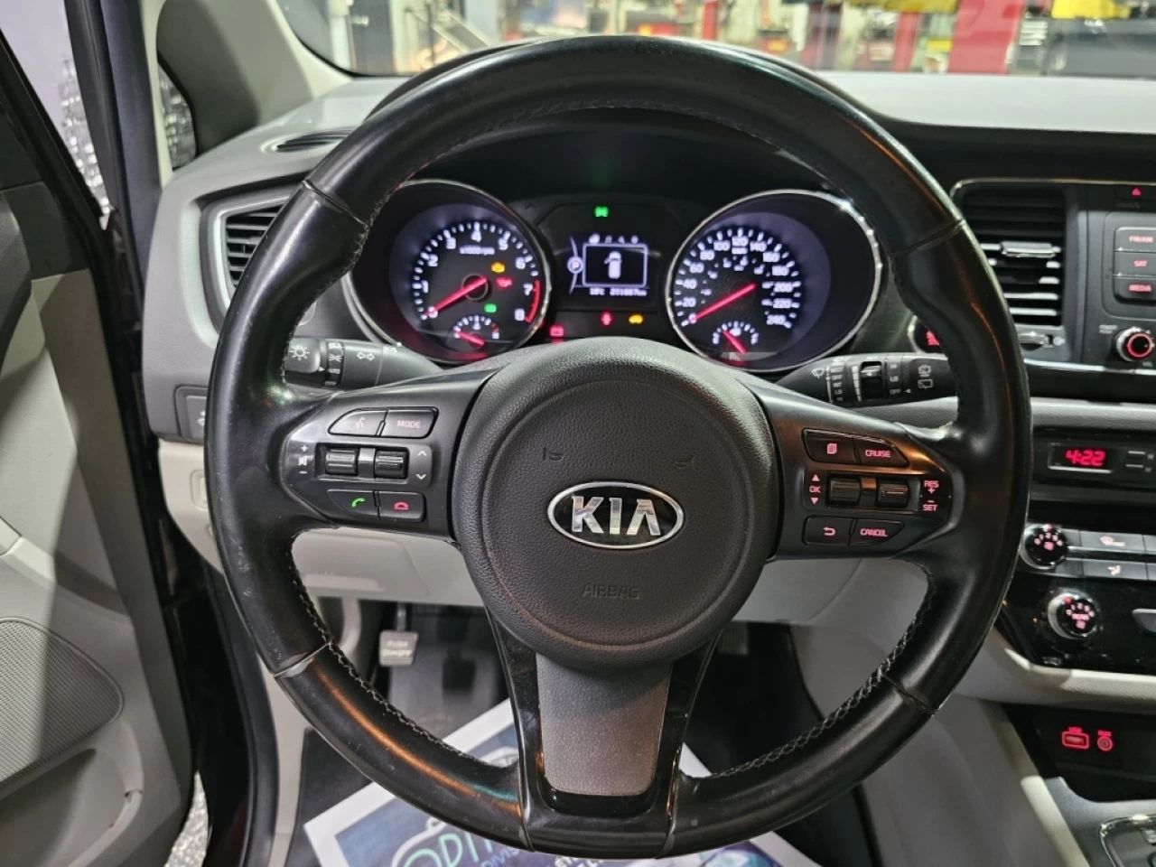 2016 Kia Sedona LX+ PORTE AUTOMATIQUE CAMERA A/C AVEC 201 600 KM Image principale