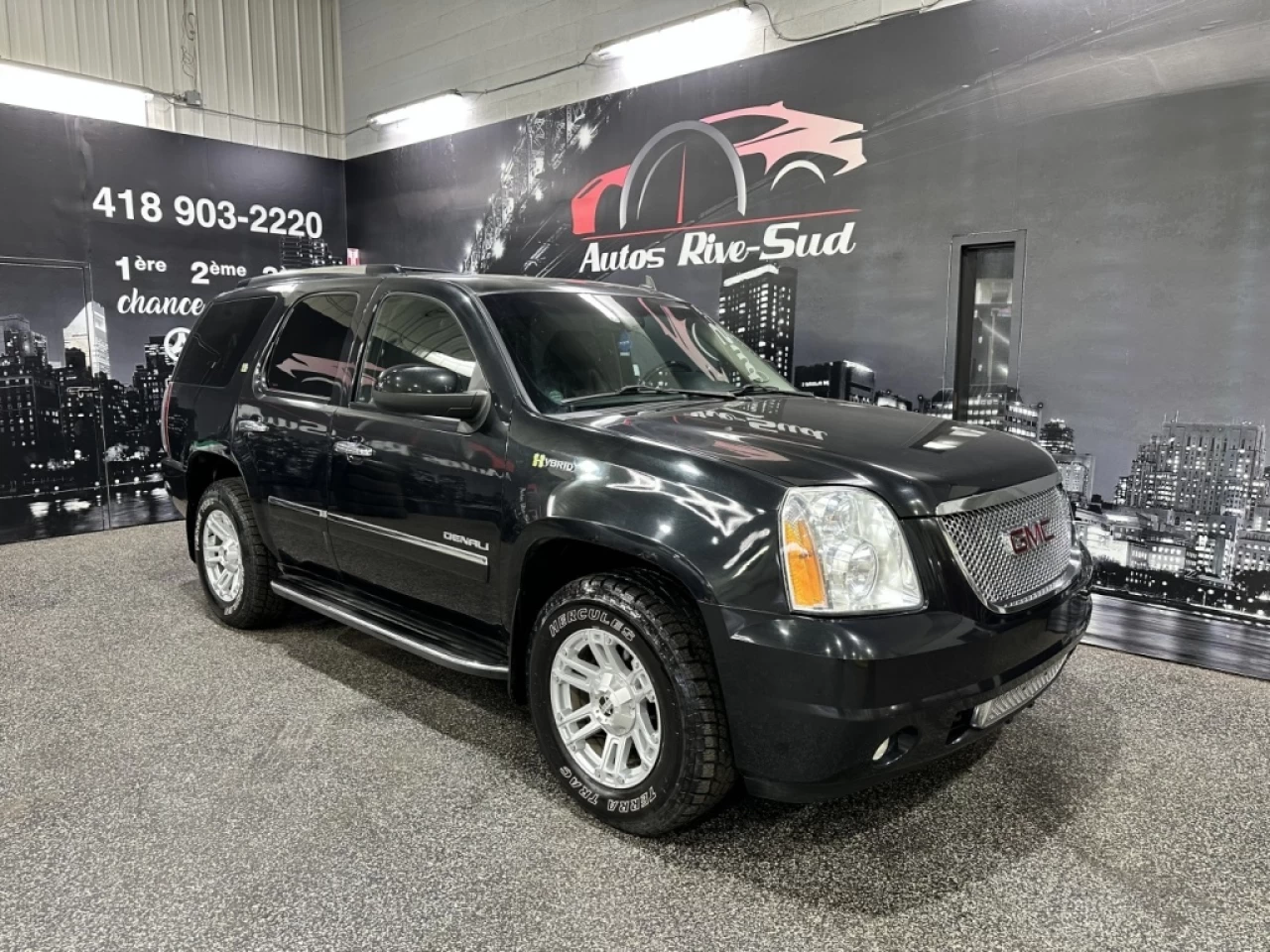 2011 GMC Yukon 4WD 4dr Hybrid Denali -Ltd Avail- Image principale