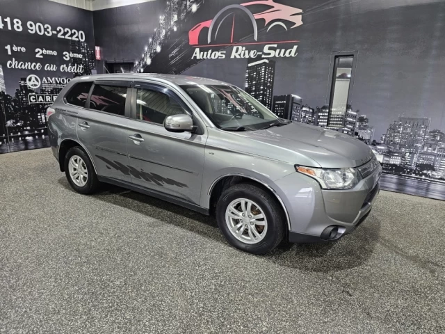 Mitsubishi Outlander SE V6 3.0L AWD 7 PASSAGERS SEULEMENT 131 300KM 2014