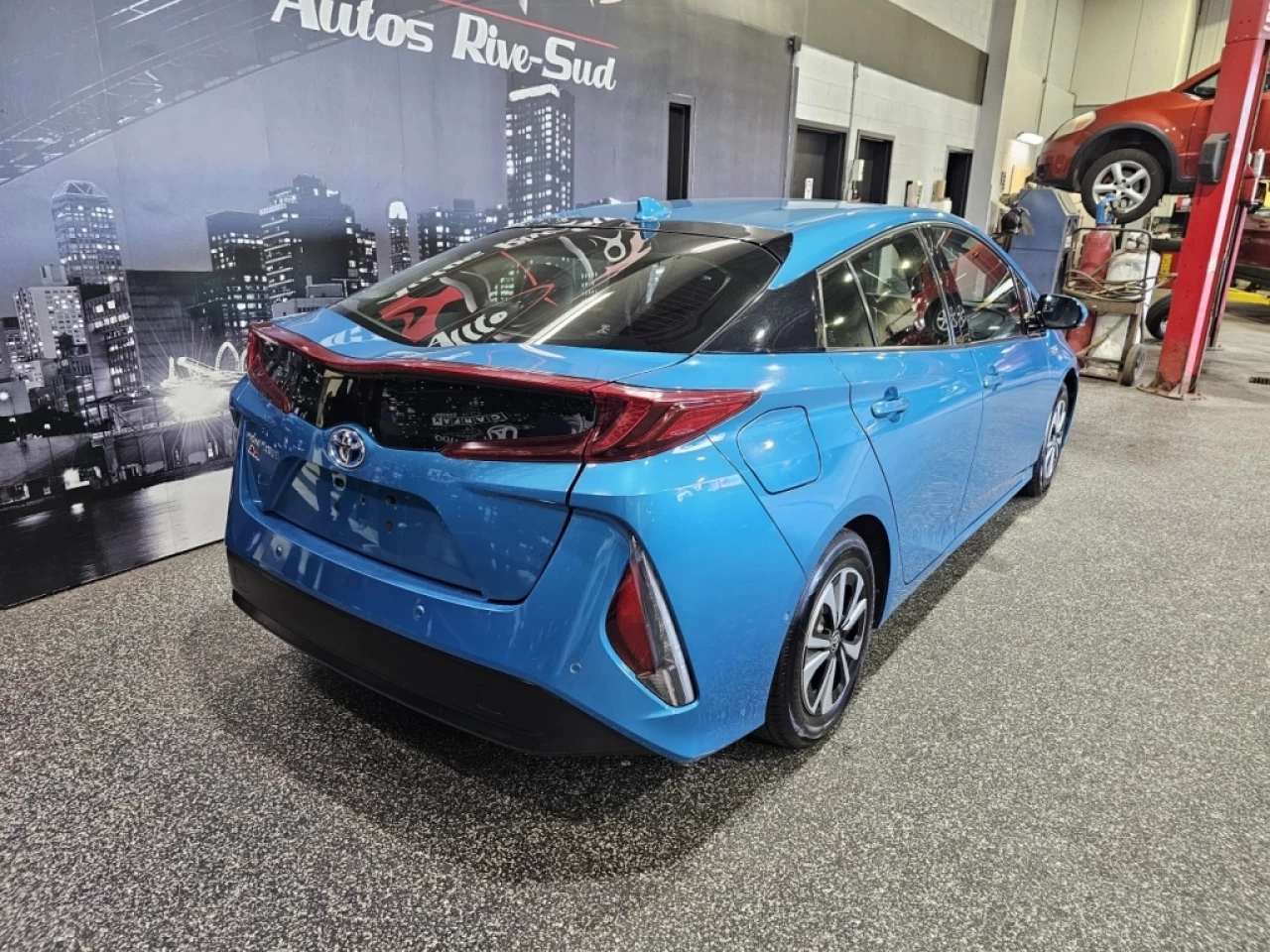 2017 Toyota Prius Prime TECHNOLOGIE HYBRID BRANCHABLE SEULEMENT 97 000KM Image principale