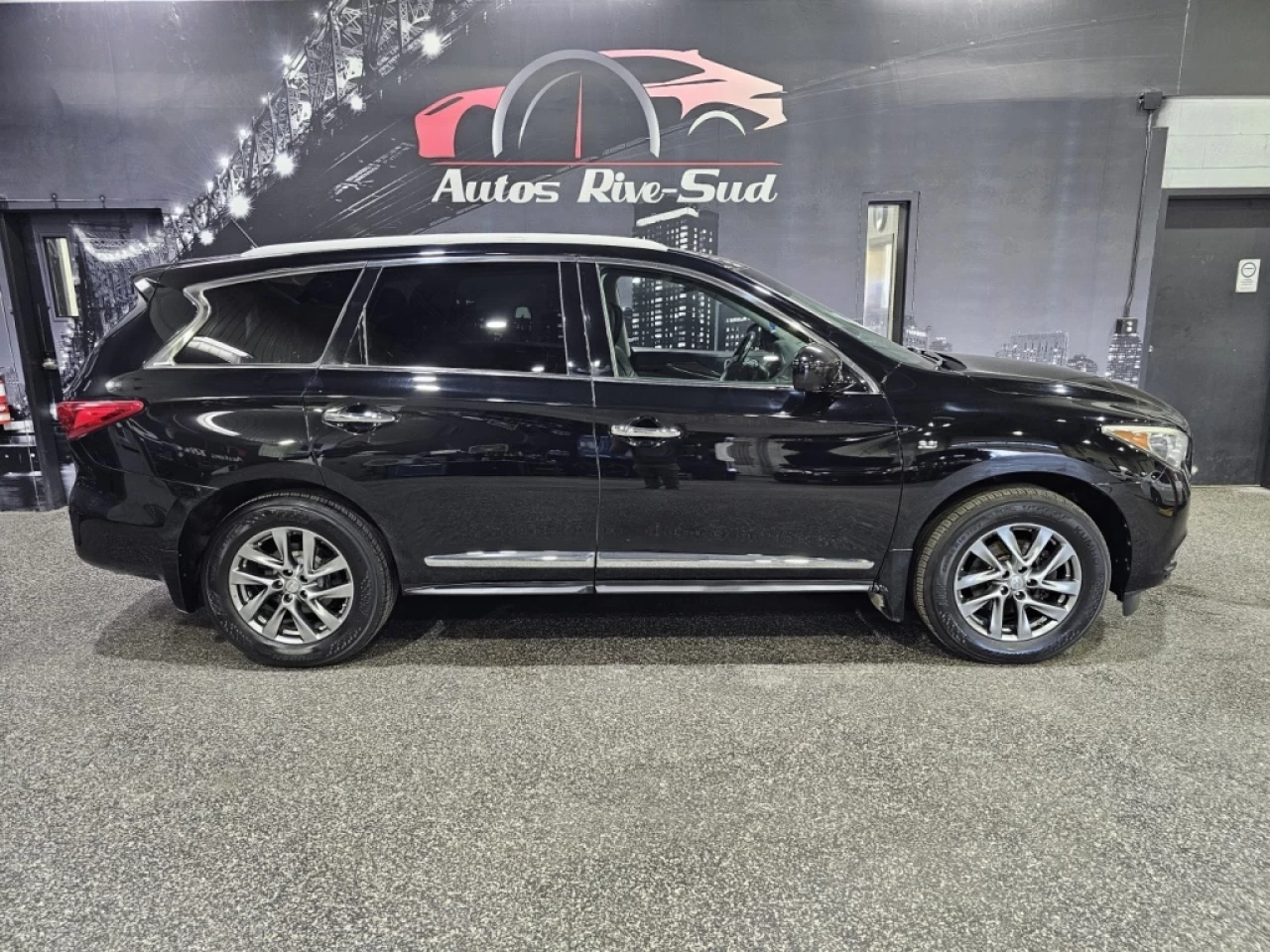 2015 Infiniti QX60 AWD 4dr Main Image