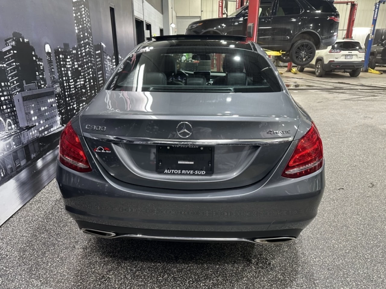 2018 Mercedes-Benz C-Class C 300 4MATIC FULL CUIR TOIT GPS SEULEMENT 65 400KM Image principale