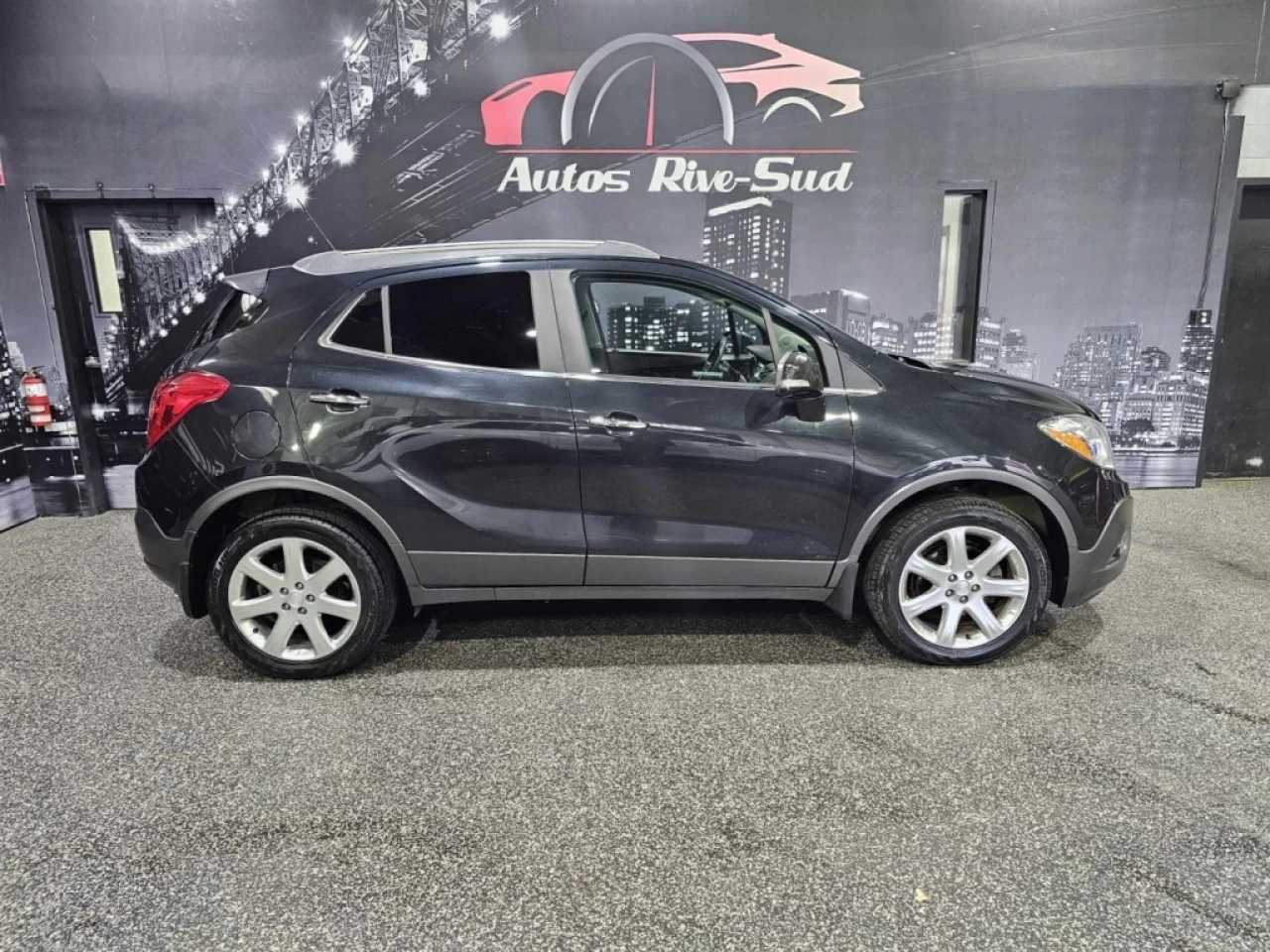 2015 Buick Encore EN CUIR AWD TRÈS PROPRE SEULEMENT 161 100KM Image principale