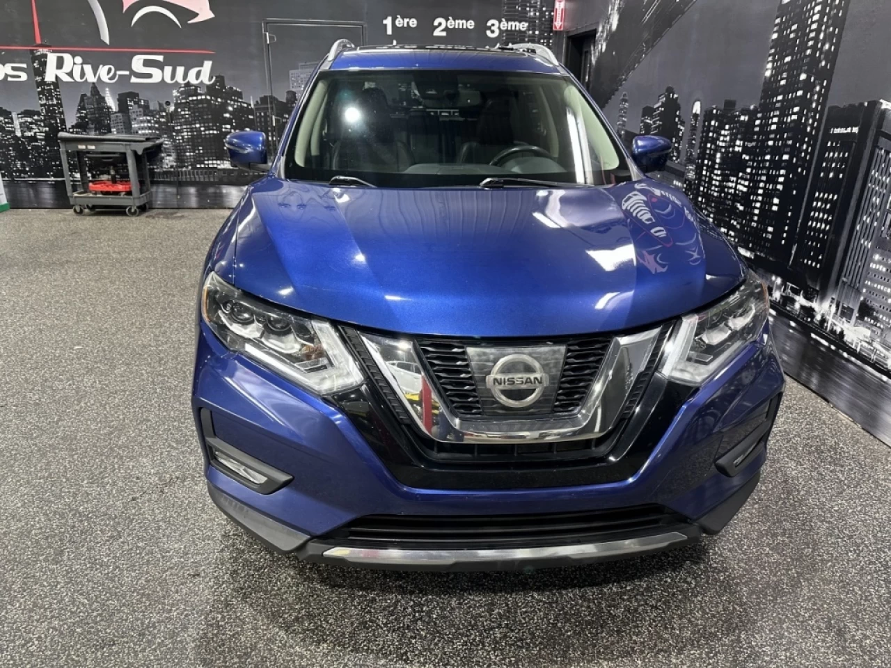 2017 Nissan Rogue SV TECH AWD CUIR TOIT PANO AVEC 93 500KM Main Image