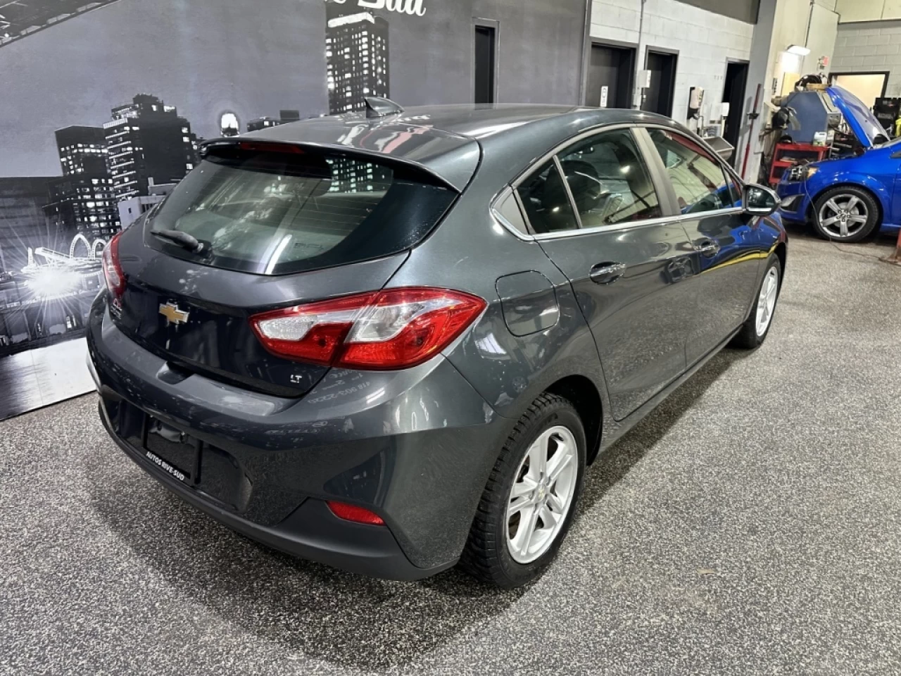 2018 Chevrolet Cruze 4dr HB 1.4L LT w-1SD Image principale