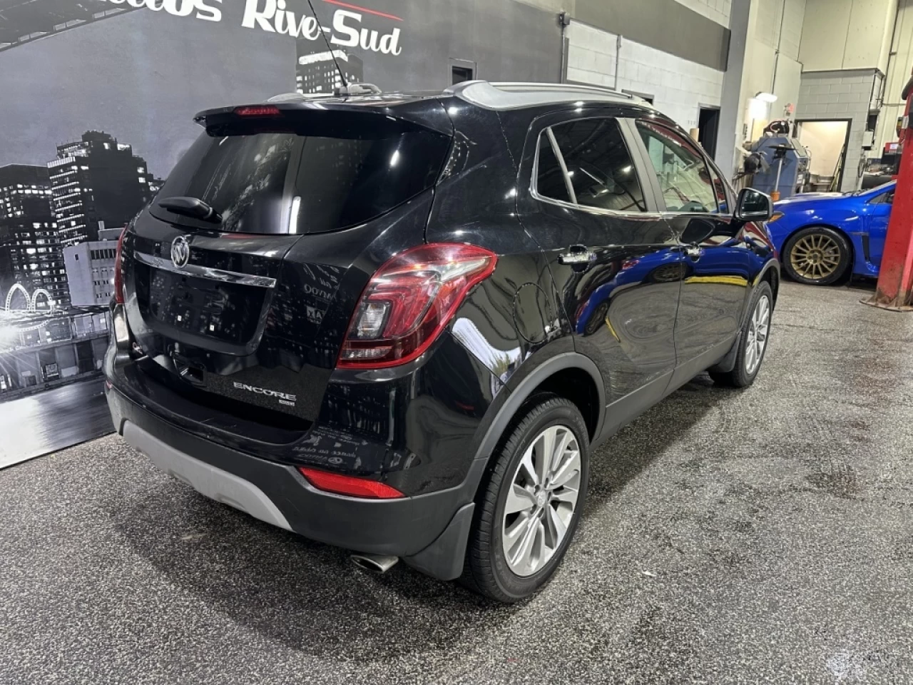 2020 Buick Encore AWD 4dr Preferred Main Image