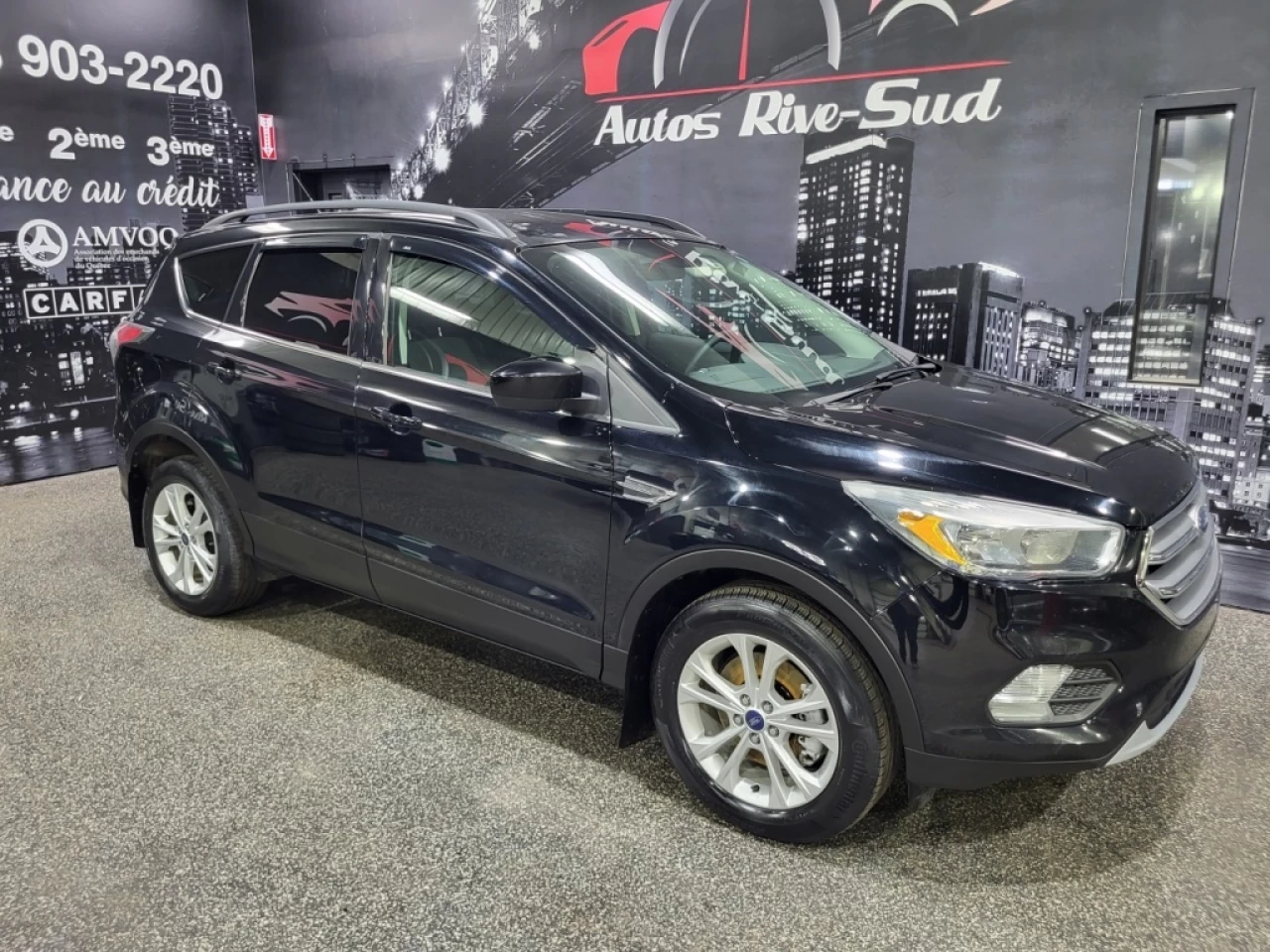 2017 Ford Escape 4WD 4dr SE Image principale