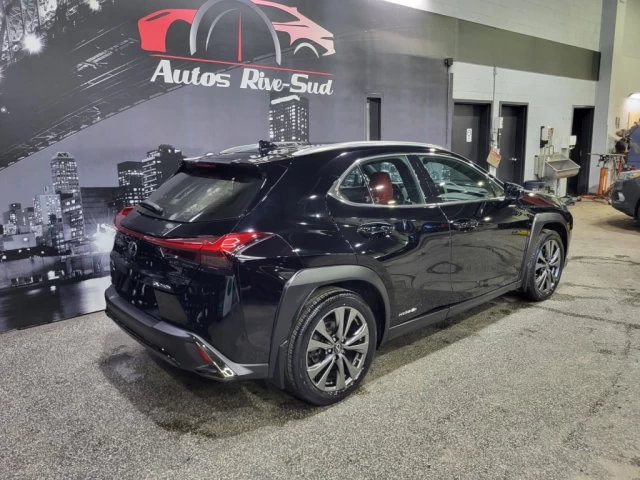 Lexus UX UX 250h CVT 2021