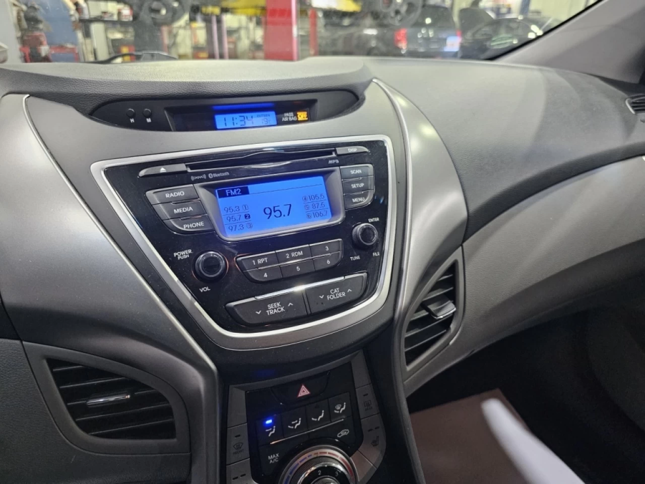 2013 Hyundai Elantra GLS TOIT A/C TRÈS PROPRE 183 200KM Image principale