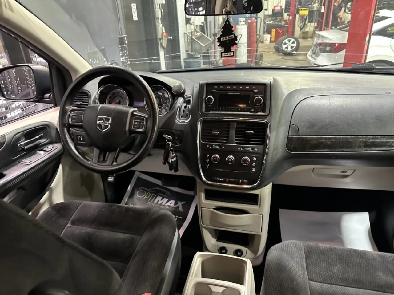 2014 Dodge Grand Caravan 4dr Wgn SXT Main Image