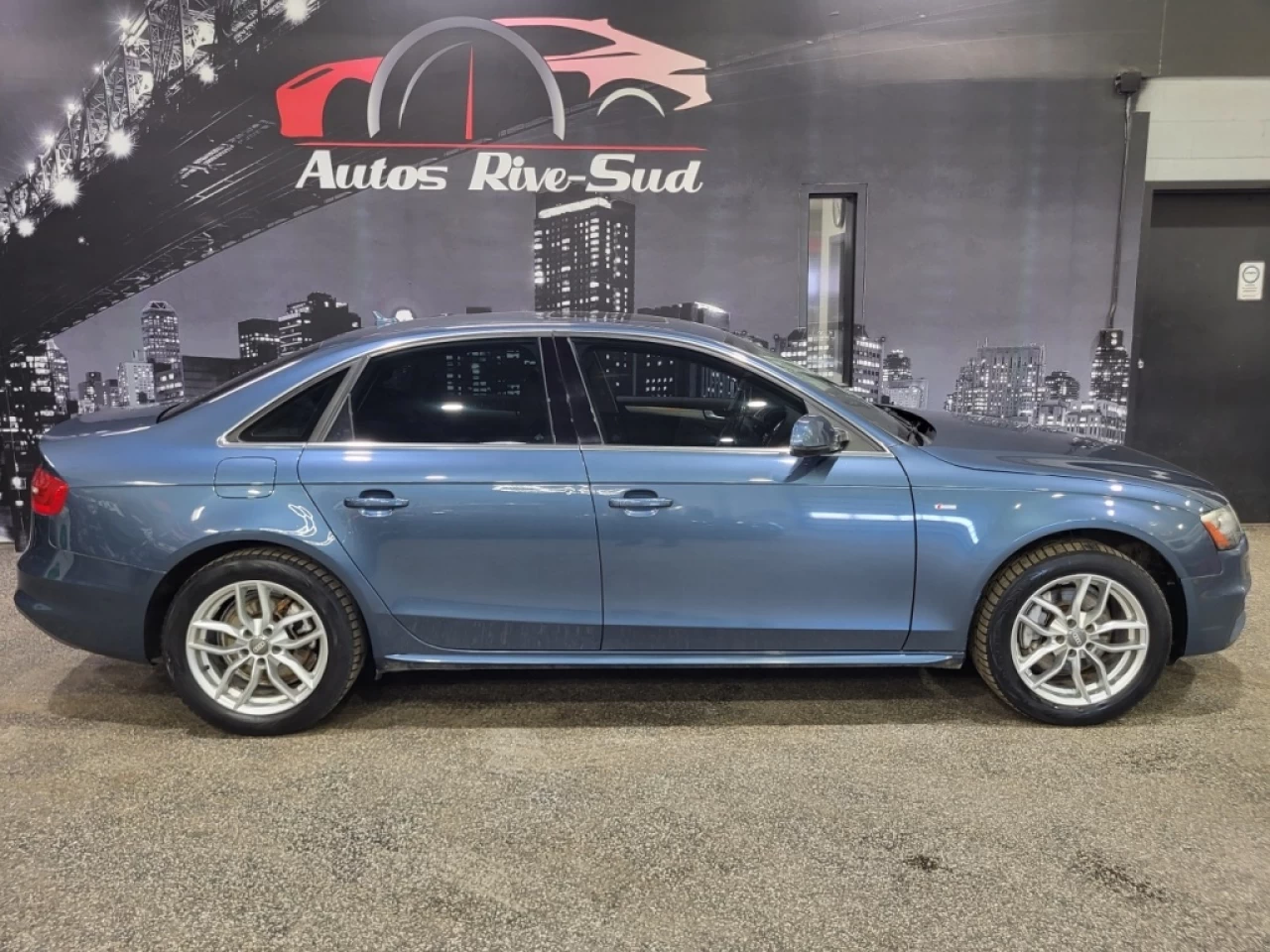 2015 Audi A4 PROGRESSIV QUATTRO CUIR TOIT SEULEMENT 161 500KM Main Image