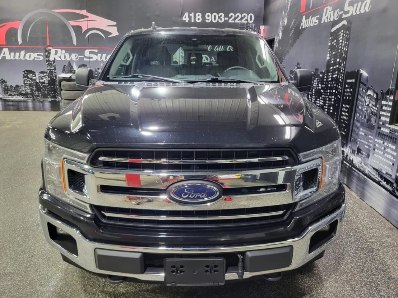 2020 Ford F-150 XLT CREW CAB 4X4 5.0L TRÈS PROPRE AVEC 162 300KM Image principale