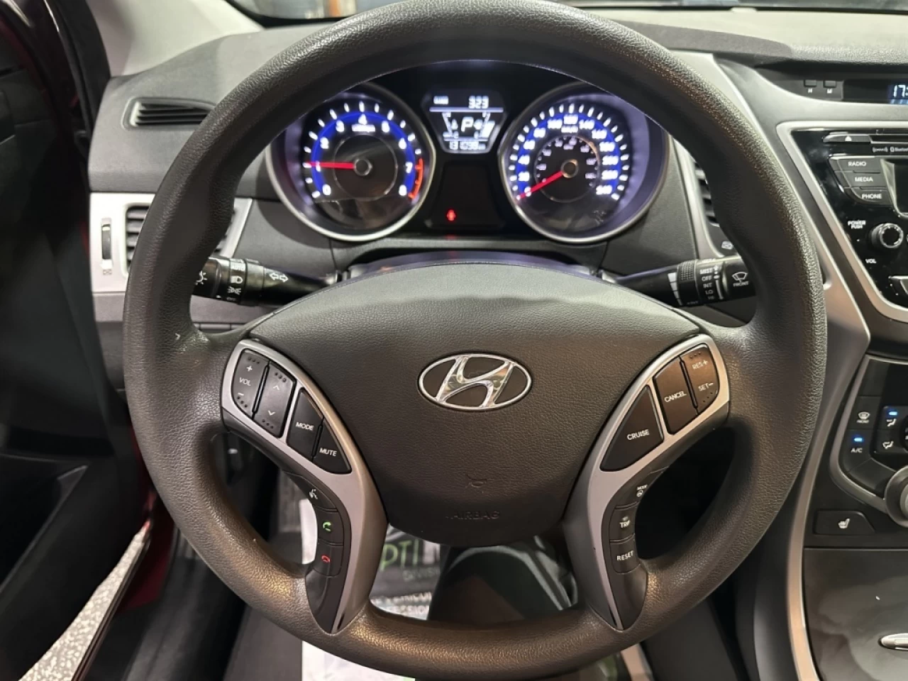 2016 Hyundai Elantra 4dr Sdn Auto GL Main Image