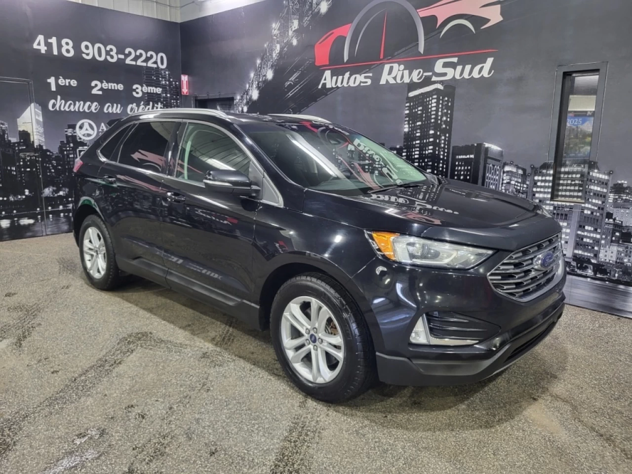 2019 Ford Edge SEL AWD Image principale