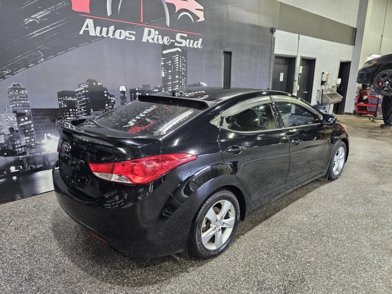 2013 Hyundai Elantra GLS TOIT A/C TRÈS PROPRE 183 200KM Image principale