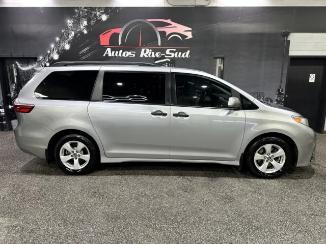 Toyota Sienna LE 7 PASSAGERS A/C CAMERA SEULEMENT 118 300KM 2018