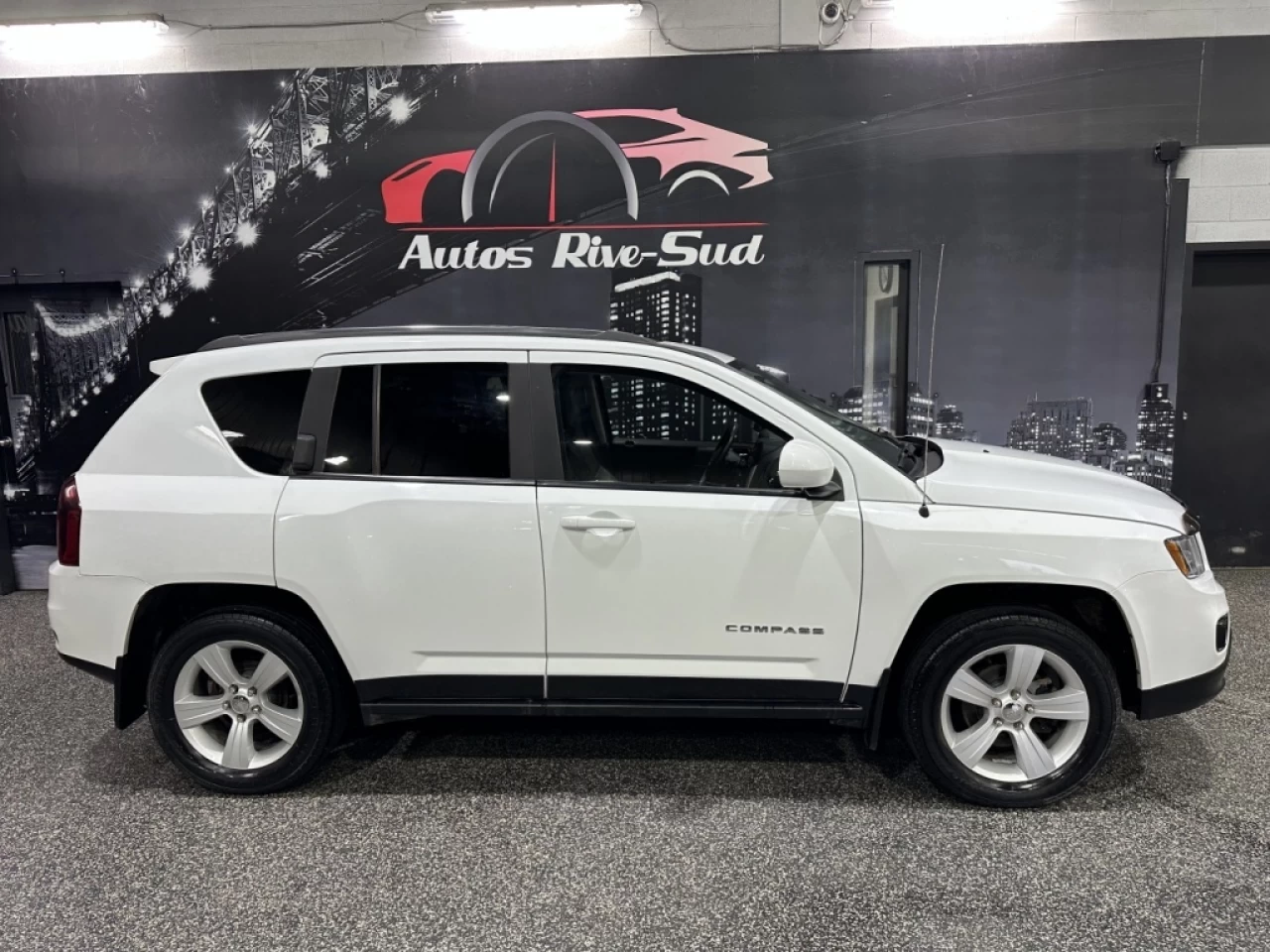 2016 Jeep Compass HIGH ALTITUDE 4X4 CUIR TOIT SEULEMENT 108 000KM Image principale