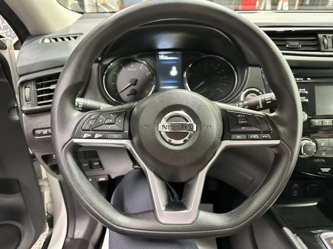 2017 Nissan Rogue SV AWD FULL ÉQUIPÉ SEULEMENT 85 000KM Main Image