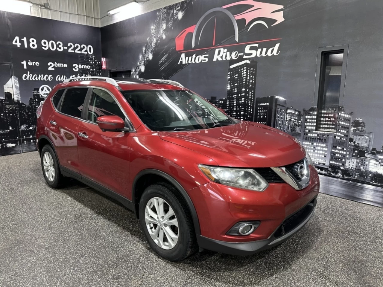 2016 Nissan Rogue SV TECH AWD GPS TOIT PANO SEULEMENT 167 200KM Image principale