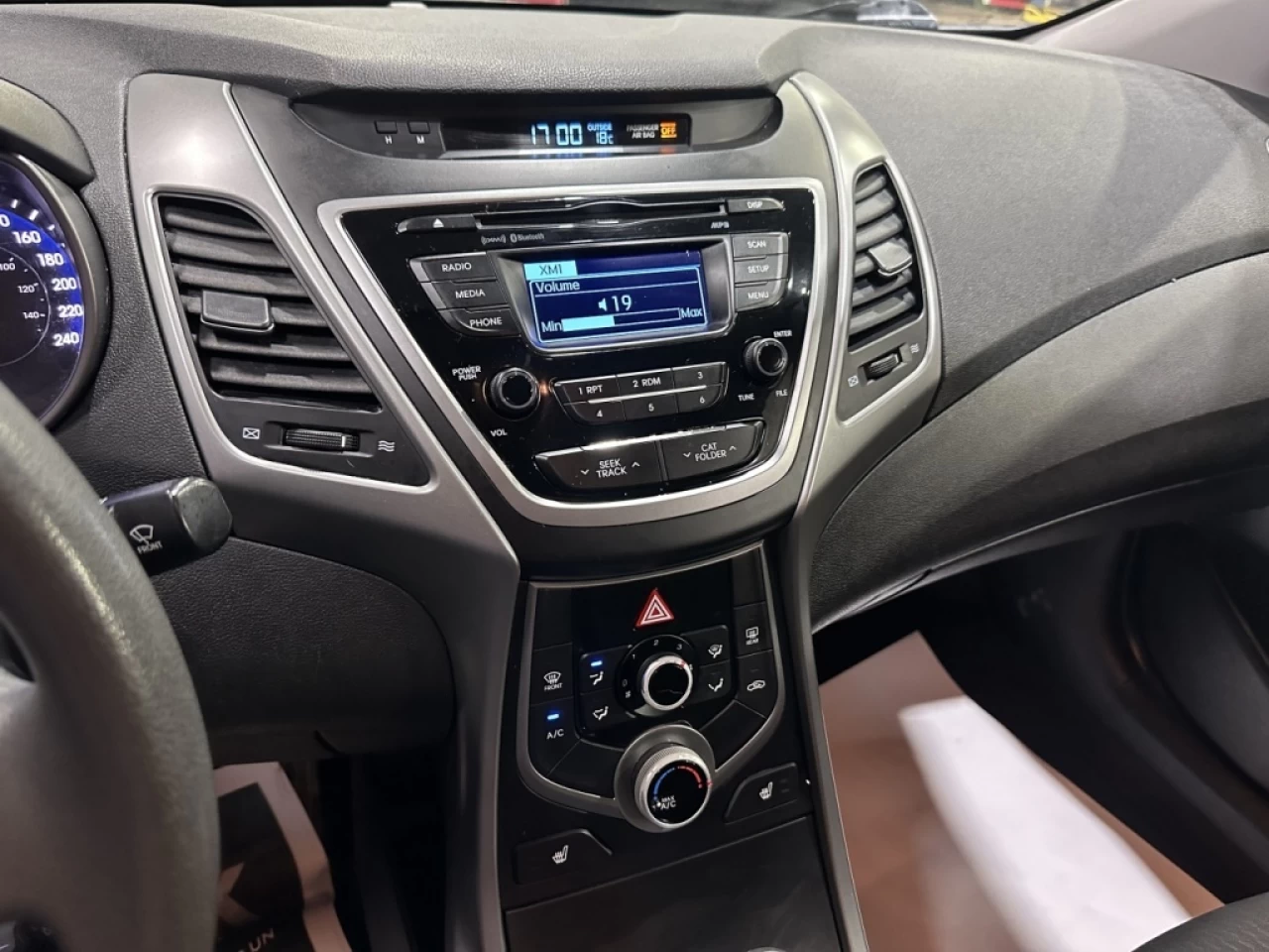 2016 Hyundai Elantra 4dr Sdn Auto GL Main Image