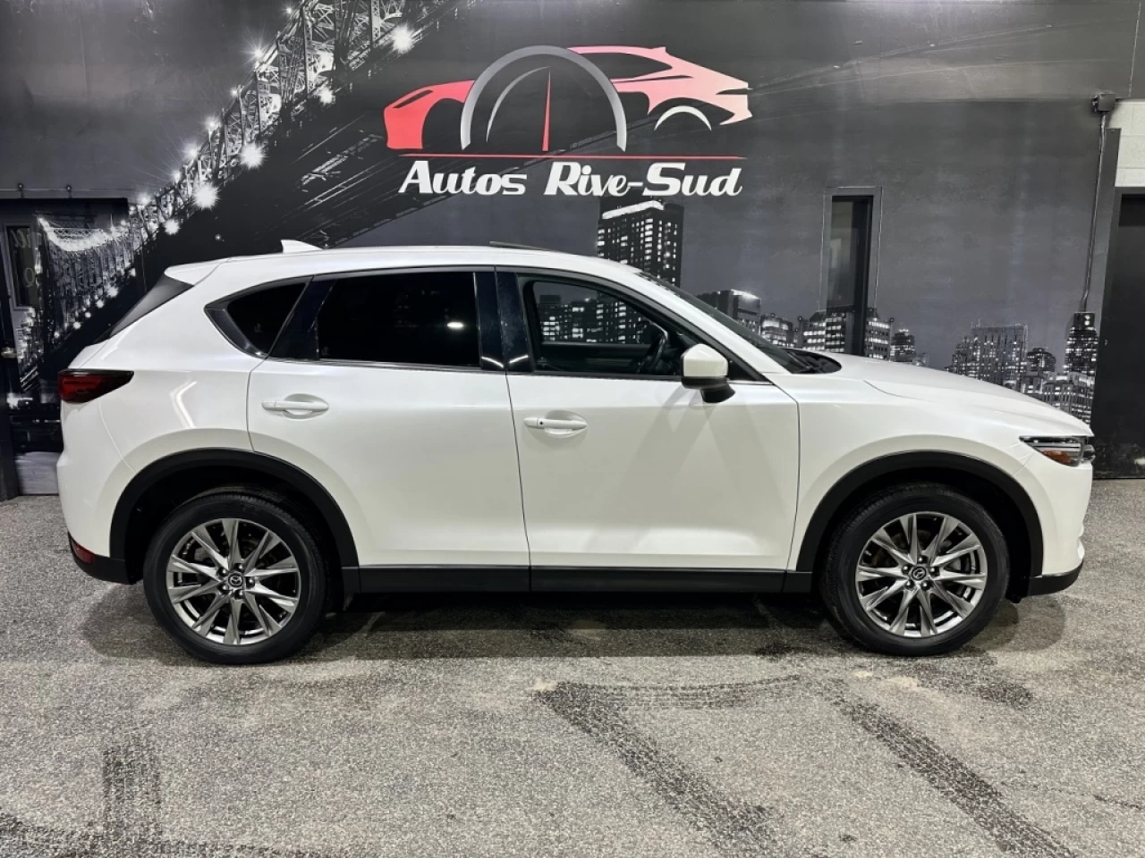 2019 Mazda CX-5 AWD FULL CUIR TOIT SEULEMENT 102 800KM Main Image