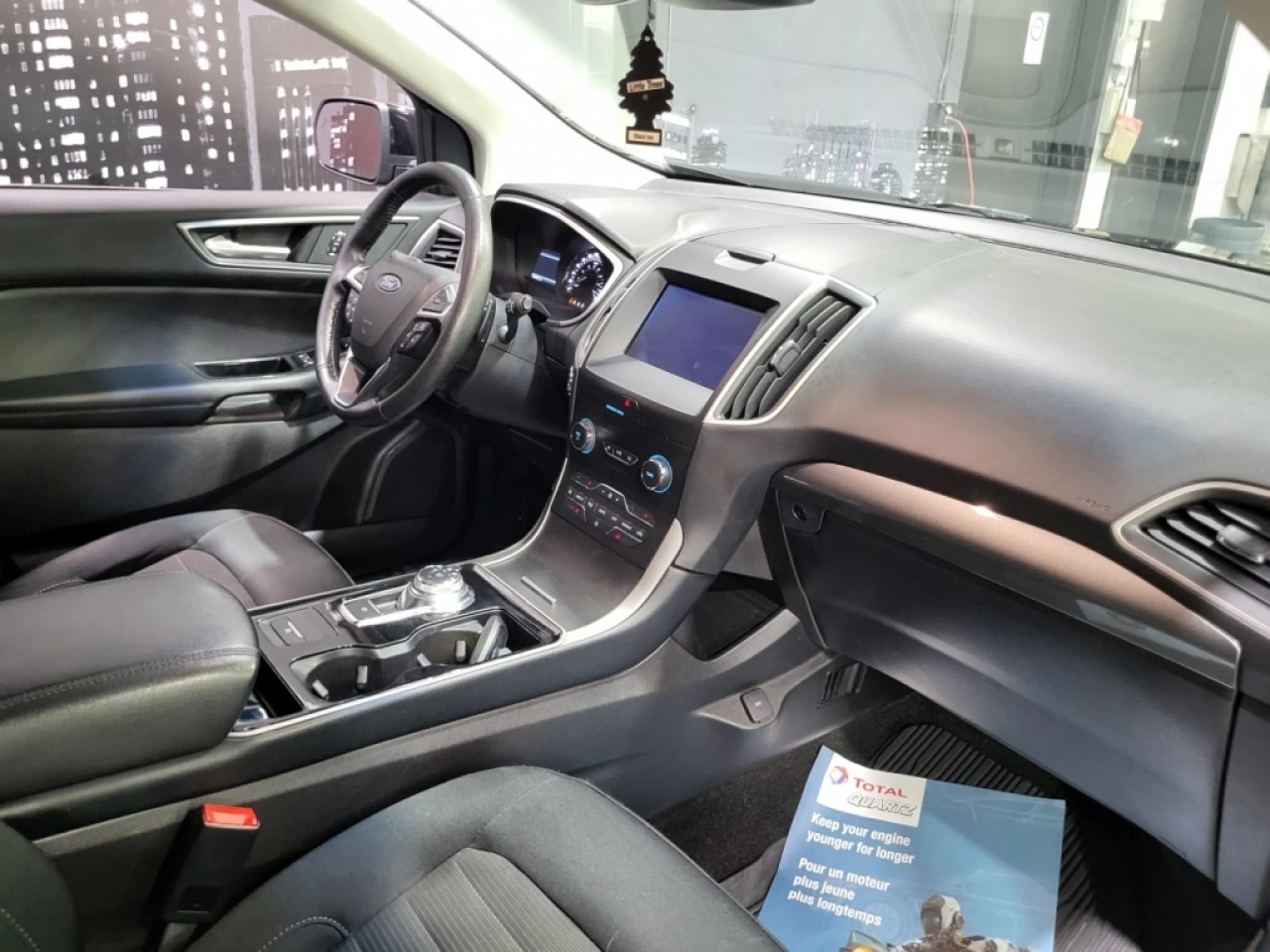 2019 Ford Edge SEL AWD Image principale