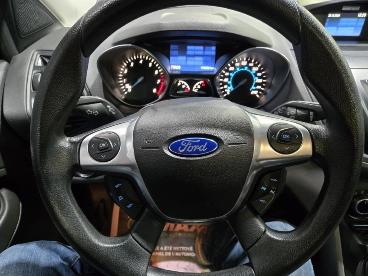 2014 Ford Escape SE AWD TRÈS PROPRE SEULEMENT 136 900KM Main Image