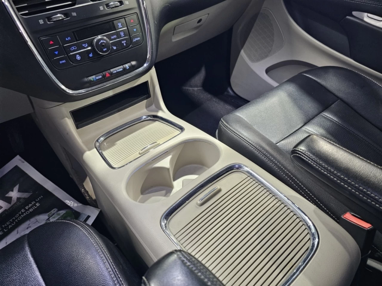 2018 Dodge Grand Caravan Crew Plus 2WD Main Image