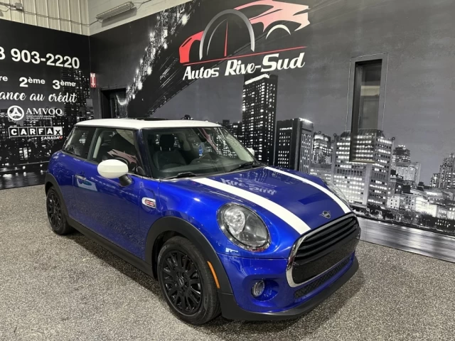 MINI 3 Door AUTOMATIQUE TRÈS PROPRE SEULEMENT 46 200KM 2020