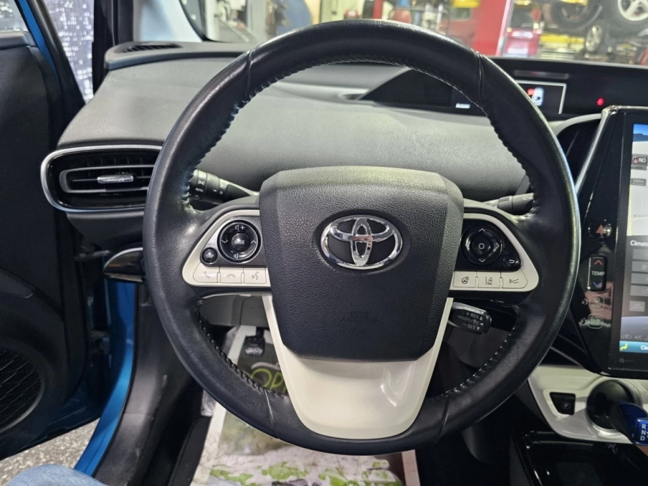 2017 Toyota Prius Prime TECHNOLOGIE HYBRID BRANCHABLE SEULEMENT 97 000KM Image principale