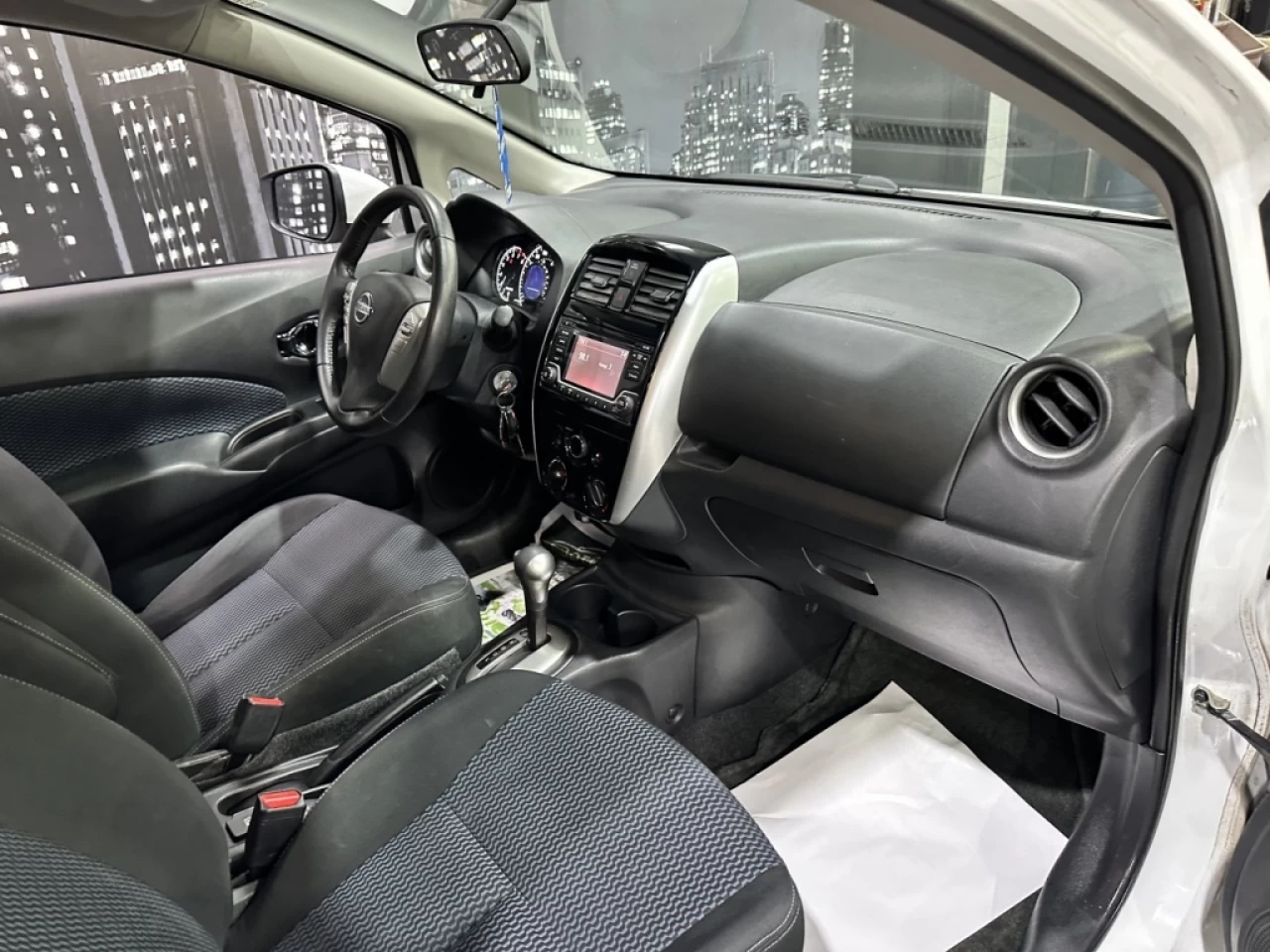 2016 Nissan Versa Note SV AUTOMATIQUE A/C CAMERA SEULEMENT 74 700KM Main Image