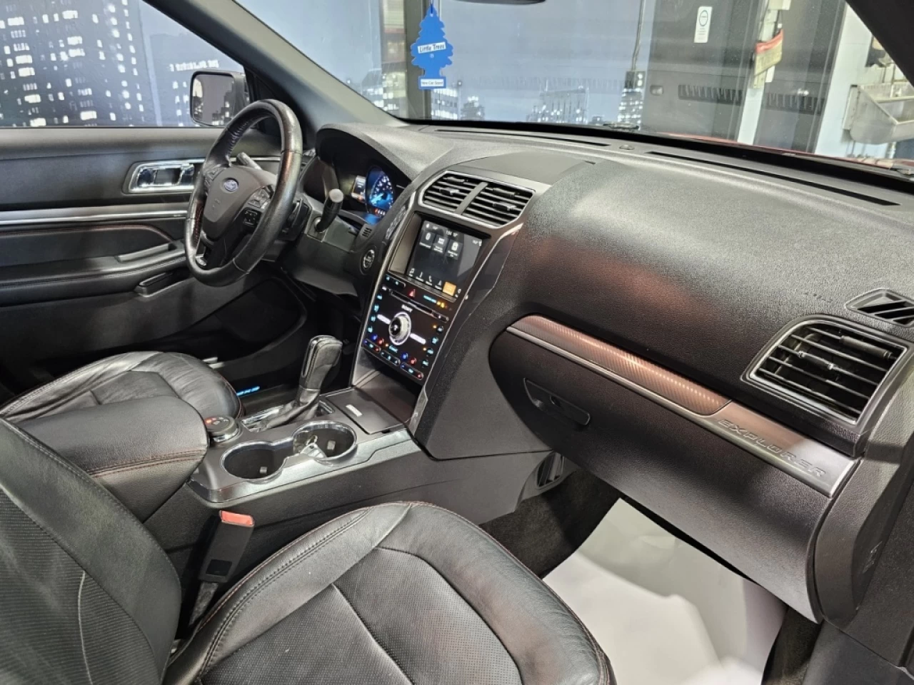 2018 Ford Explorer SPORT AWD 3.5L ECOBOOST TOIT CUIR AVEC 169 400KM Image principale