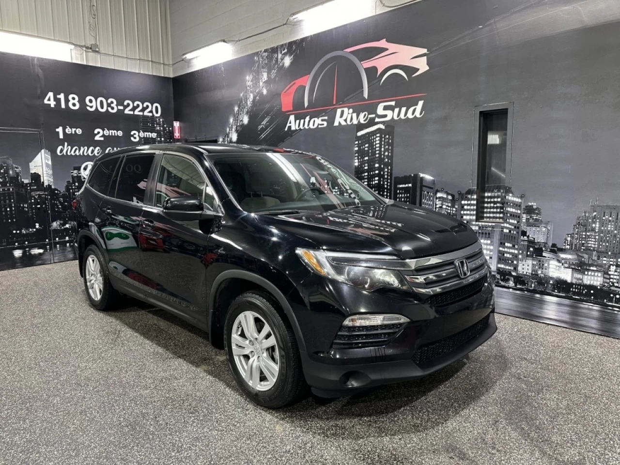 2016 Honda Pilot LX AWD TRÈS PROPRE 8 PASSAGERS Main Image