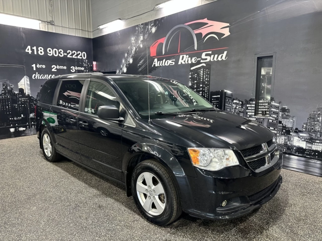 2017 Dodge Grand Caravan 4dr Wgn SXT Main Image