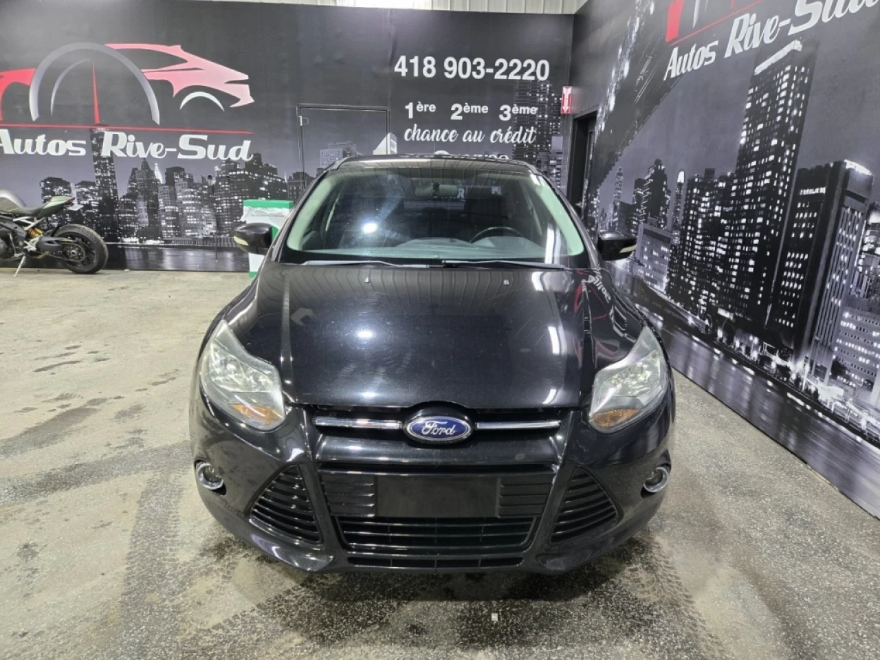 2013 Ford Focus TITANIUM AUTOMATIQUE AVEC 110 000KM Main Image