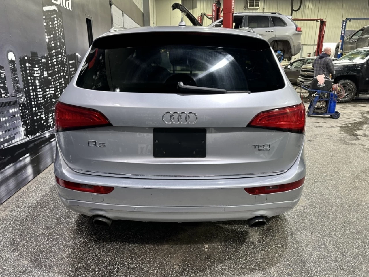 2015 Audi Q5 2,0T Progressiv FULL TOIT PANO SEULEMENT 168 100KM Main Image