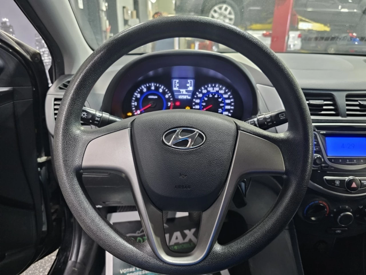 2016 Hyundai Accent L MANUELLE AVEC SEULEMENT 122 000 KM Image principale