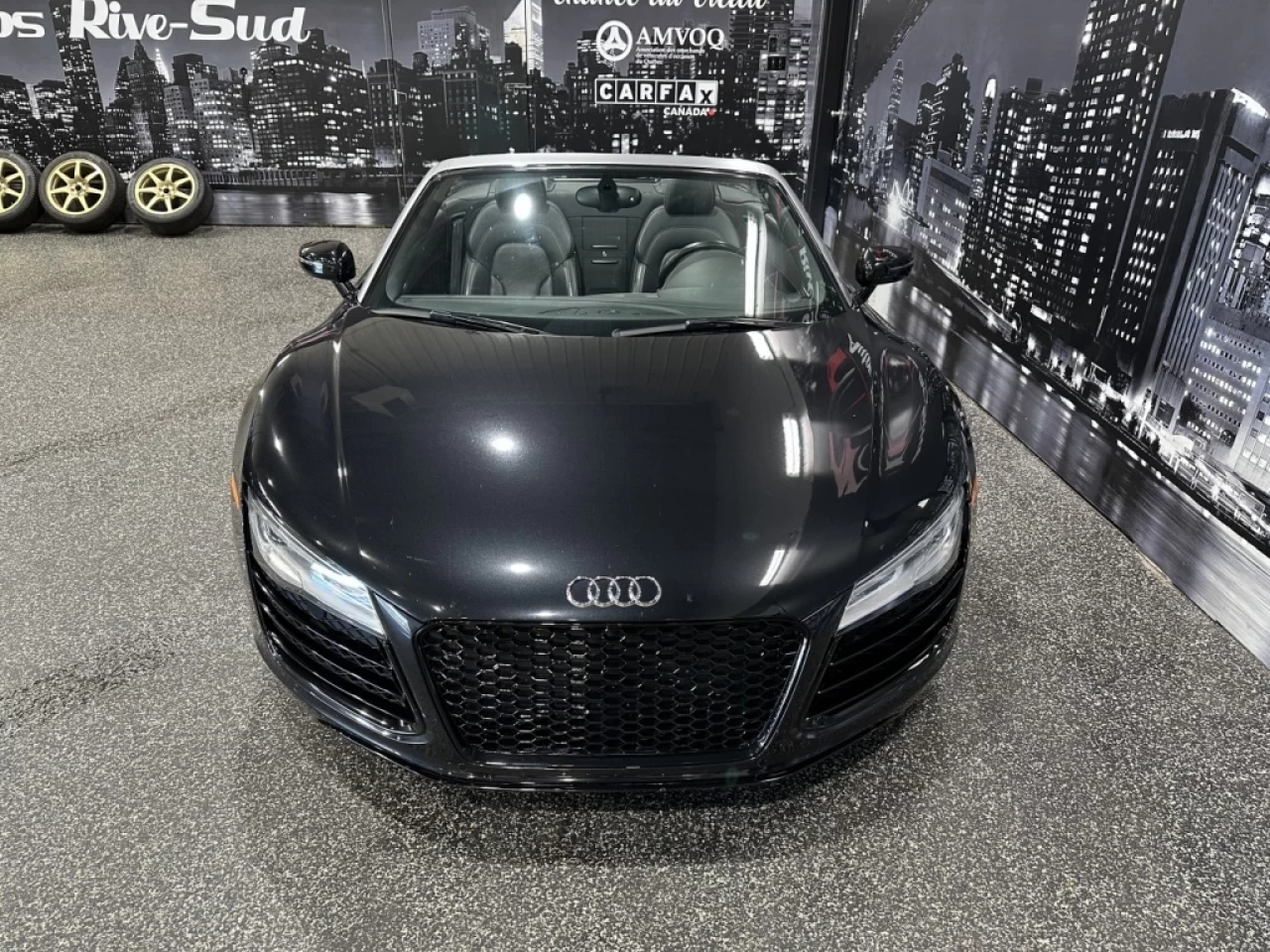 2014 Audi R8 DÉCAPOTABLE QUATTRO IMPECCABLE SEULEMENT 35 900KM Main Image